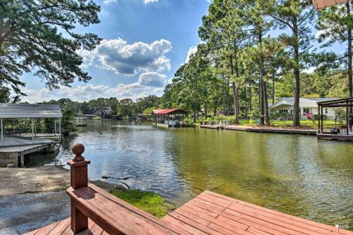 Hot Springs Home On Lake With Private Boat Dock!