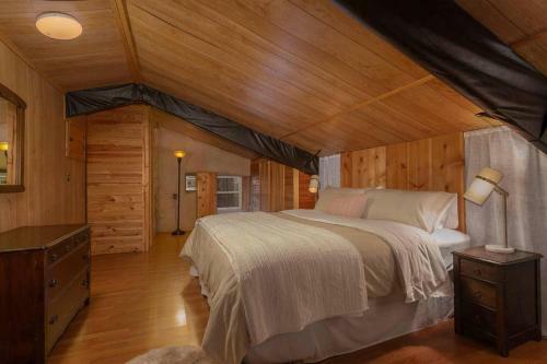 Pool Open! - The Hobbit House - Unique Arkansas Getaway!