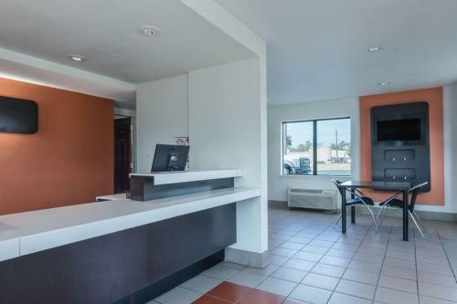 Hotel Motel 6-texarkana, Ar