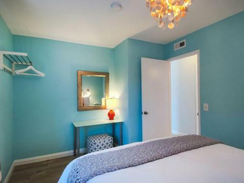 Suite Escapes 9