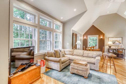 Apartamento Serene Redwood Retreat