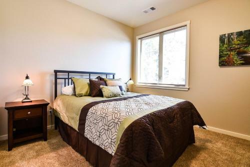 Valley East Apartments