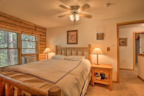 Custom-built Cabin With Spacious Deck 5 Mi To Hiking