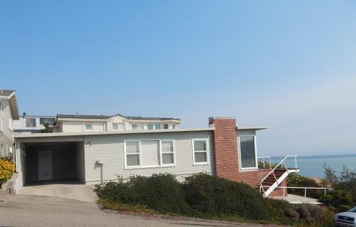 196 Front Street