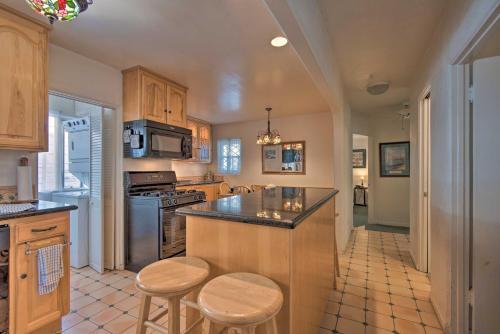 Catalina Getaway Walkable Location