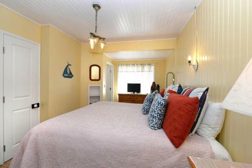 Location Location Homes By Catalina Vacations