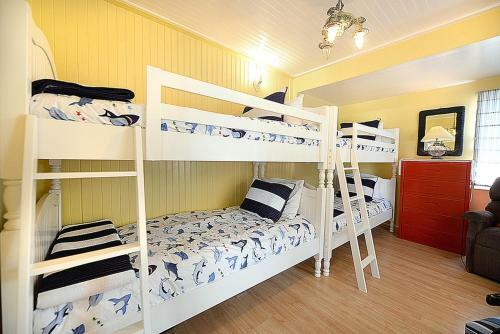 Location Location Homes By Catalina Vacations