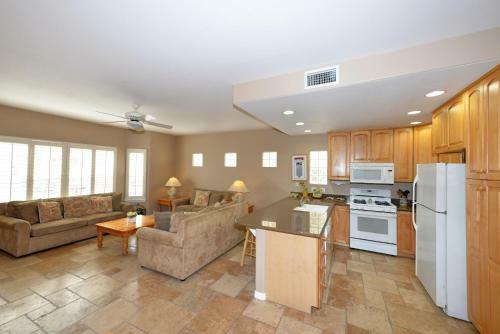 Avalon Large Homes By Catalina Vacations