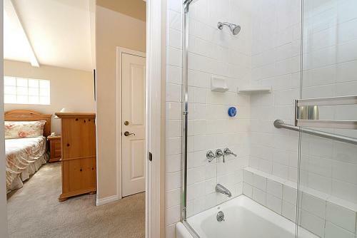 Avalon Large Homes By Catalina Vacations