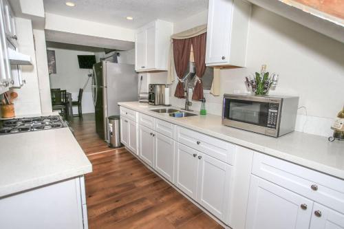 Bear Cub Den-1724 By Big Bear Vacations
