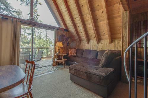 1 Bed 1 Bath Vacation Home In Big Bear