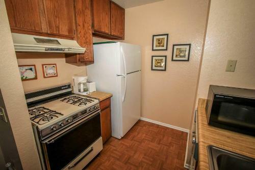 Boulder Creek-1412 By Big Bear Vacations