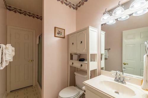 Apples Bed And Breakfast Inn