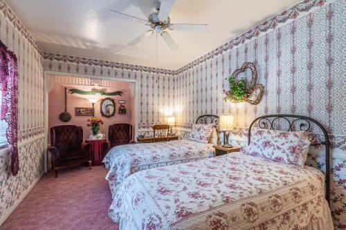 Apples Bed And Breakfast Inn