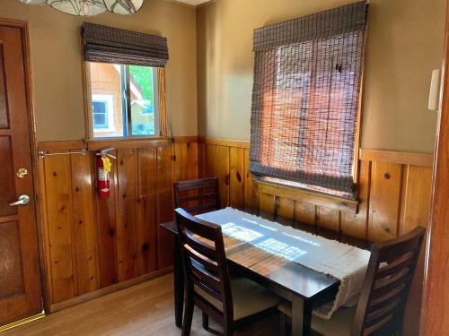 Hotel Grey Squirrel Resort
