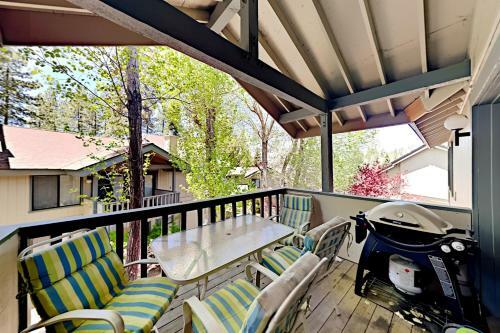 Apartamento Dual-suite Gem With Pool Table - Walk To Slopes Condo