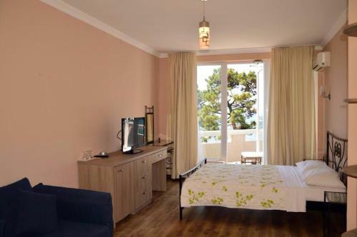 Argo Hotel