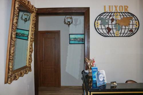 Hotel Luxor
