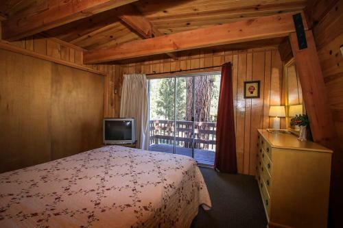 Foxwoods Cabin-1055 By Big Bear Vacations