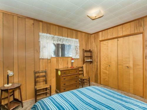 Cozy Bear - 1948 By Big Bear Vacations