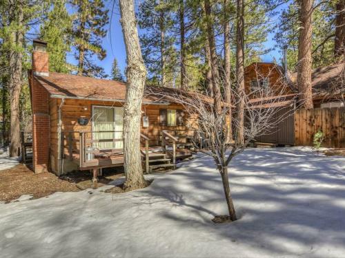 Cozy Bear - 1948 By Big Bear Vacations