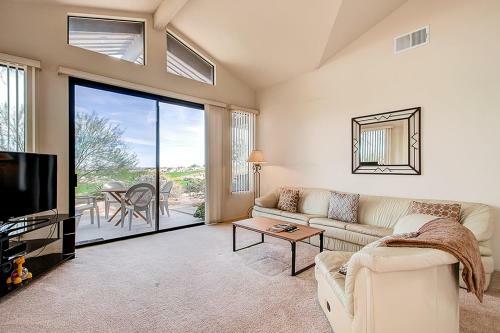 Borrego Springs House With Pool Table And Mtn Views!