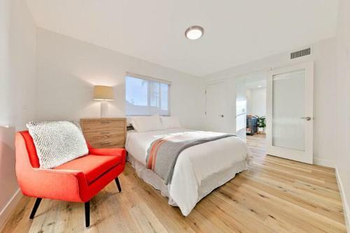 Cb-395b - Carlsbad Village Haven - Unit B