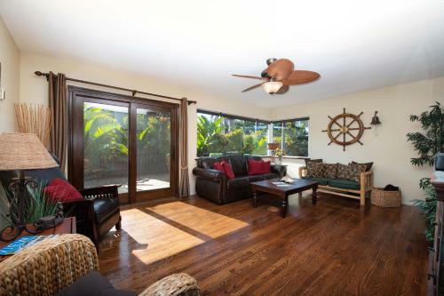 Oceanfront Gem - Fire Pit - Walk To Terra Mar Beach Home
