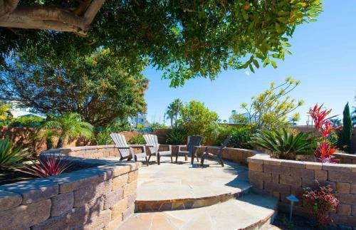 Oceanfront Gem - Fire Pit - Walk To Terra Mar Beach Home