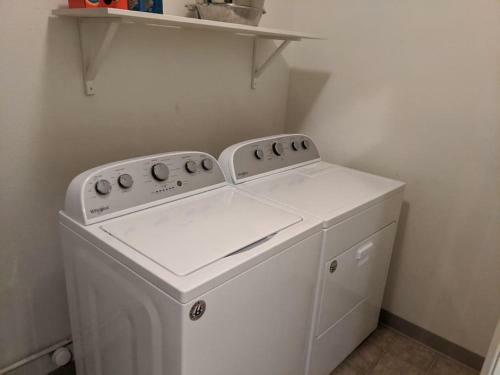 Comfortable And Convenient 2 Bedroom Hideaway