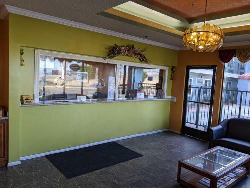 Motel Passport Inn & Suites
