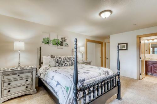 Hillcrest Hideaway