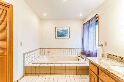 Tall Trees Lodge