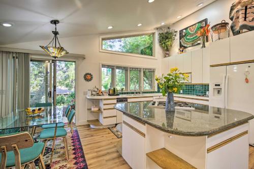 Villa Luxury El Cajon Oasis With Pool, Fire Pit And Pavilion