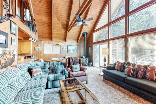 Allen Edgewater Retreat