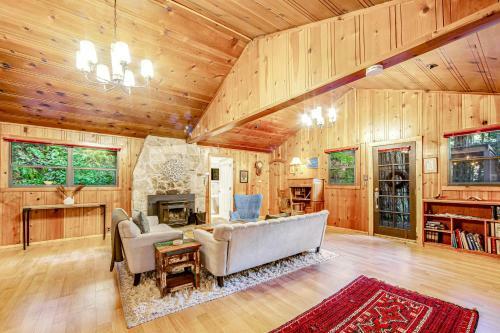 White Rock Lodge