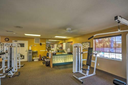 Indio Home With Mountain Views And Resort Amenities!