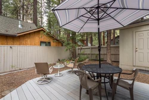 Exceptional Vacation Home In Kings Beach Cabin