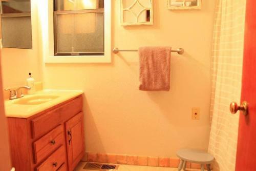 Aster By Avantstay - Classic Kings Beach Cottage