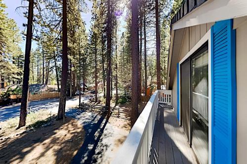 Exceptional Vacation Home In Kings Beach Cabin