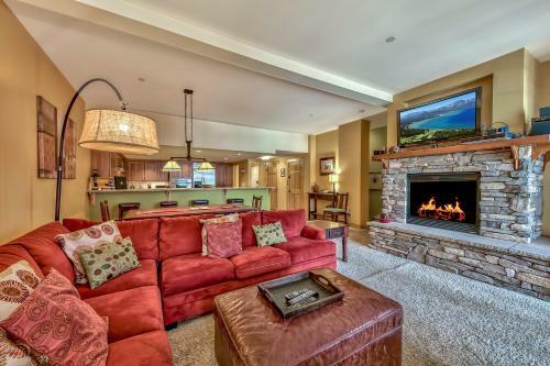 Three-bedroom Townhouse