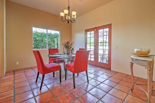 La Quinta Desert Abode With Courtyard And Mtn Views!