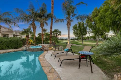 Desert Hideaway Private Pool Spa Bbq And Firepit