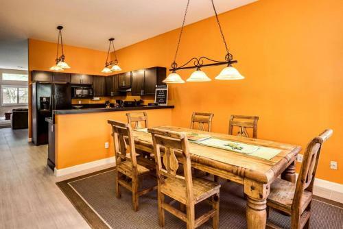 La Quinta Vacation Pool Home