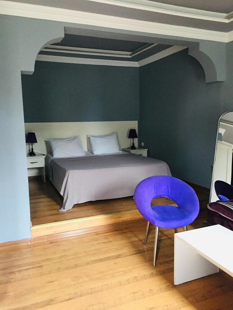 Old City Hotel