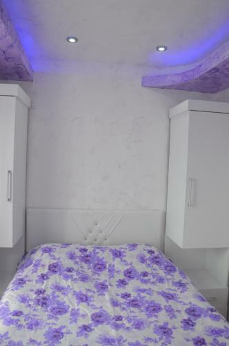 Irakli's Apartment With Sea View