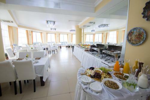 Aisi Hotel