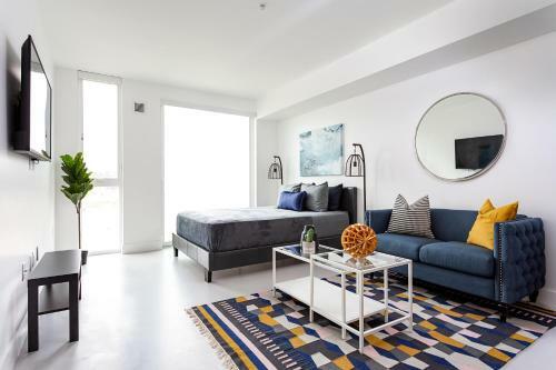 Apartamento Downtown La Deluxe Suites