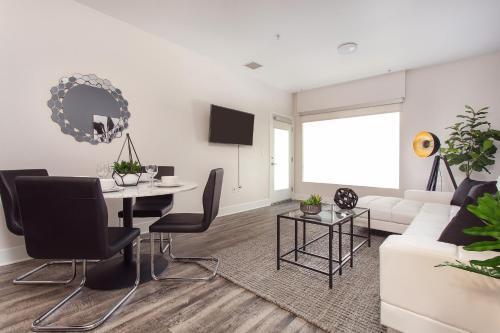Apartamento Downtown La Deluxe Suites