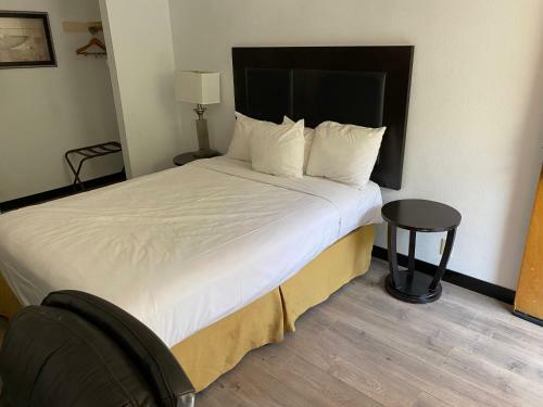 Hotel Silver Lake